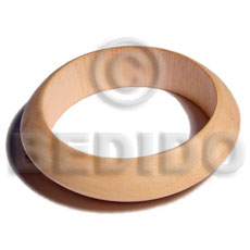 ambabawod wood bangle   clear coat finish / ht= 20mm /  65mm inner diameter / 85mm outer diameter -