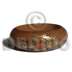 golden oak tone  embossed metallic  handpainting / grained,sanded,stained and coated   clear high gloss protective finish nat. wood bangle / wood tones ht= 25mm / outer diameter =  65mm inner diameter  /  10mm thickness hand painted using japanese materials in the form of maki-e art a traditional japanese form of hand painting objects -