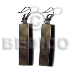 dangling 40mmx10mm blacklip bar  5mm black resin backing -
