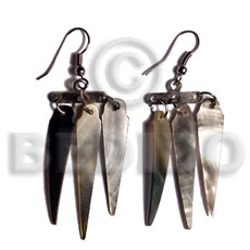 dangling 38mmx8mm blacklip sticks in flatbar metal -