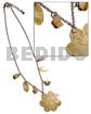 40mm Mop Scallop Pendant In
