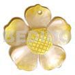 Graduated yellow 25mm hammershell flower Shell Pendant