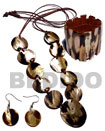 10 pcs. 35mm round brownlip tiger shells & 1pc. 50mm round brown