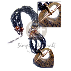 3 rows black glass beads