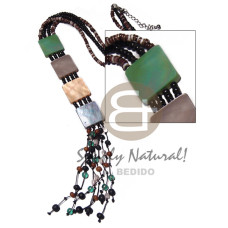 Tassled multicolored 4pcs. 20mm hammershells