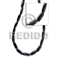 Black elongated oblong horn