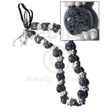 18 pcs. of kukui nuts