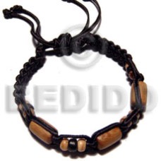 Tube wood beads in macrame