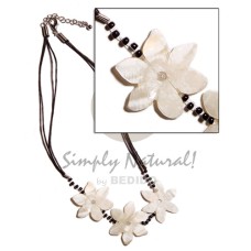 3 flower 30mm kabibe shells