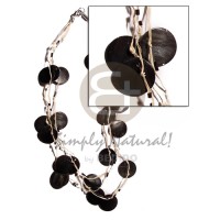 3 rows raffia in graduated