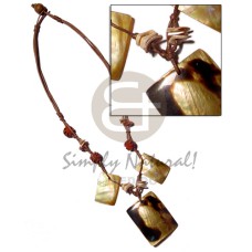 40mmx35mm sq. brownlip tiger pendant