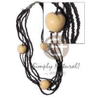 White kukui nuts in 5