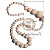 Graduated natural white wood beads