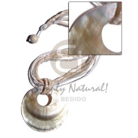 45mm round blacklip shell pendant