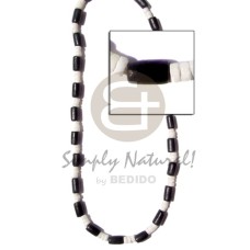 4-5mm white clam black