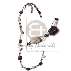 Floating square cut black and