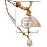 Teardrop hammershell pendant 40mm