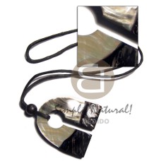 62mmx58mm chunky mop blacklip skin