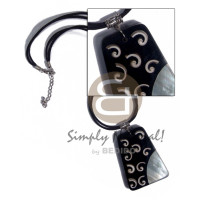 2 rows black leather thongi