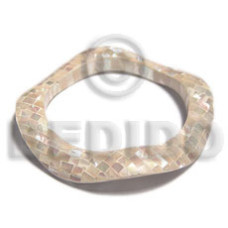 Natural kabibe shell blocking wavy