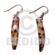 Cowrie stick dangling earrings