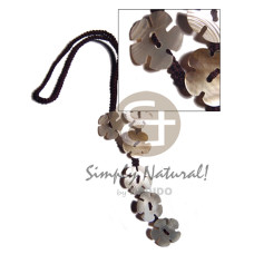 6pcs. 20mm blacklip flowers