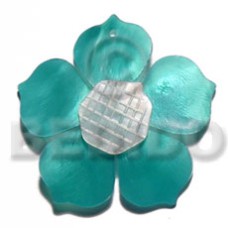 Aqua blue 25mm hammershell flower