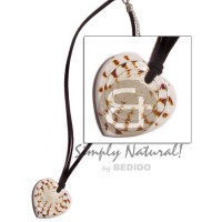 Heart cunos 40mm on leather