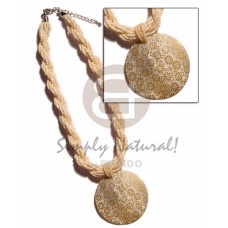 12 rows crème colored twisted