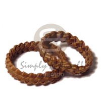 Agsam ring expandable when wet