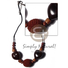 20mm round brown crochet wood