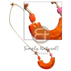 W=50mm orange hammershell pendant palmwood